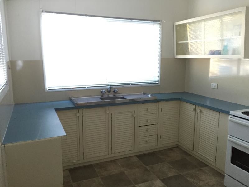 1 Arnold Street, Allenstown QLD 4700